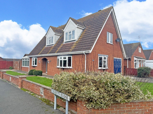 3 bed property, in Dorma Lodge, £325,000
