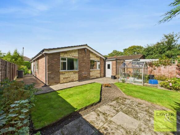 3 bed property, in Hazelbadge Close, £375,000