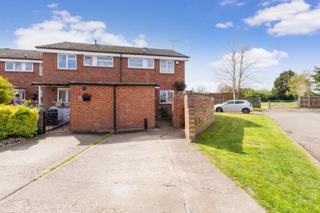 3 bed property, in Lindores Road, £550,000