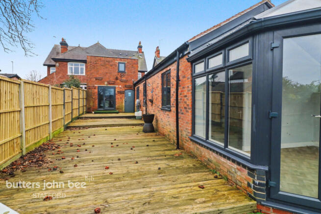 5 bed property, in Rising Brook, £365,000