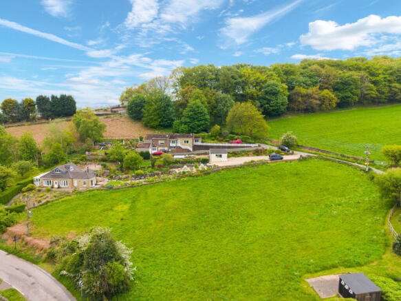 3 bed property, in Beau Vista, £425,000