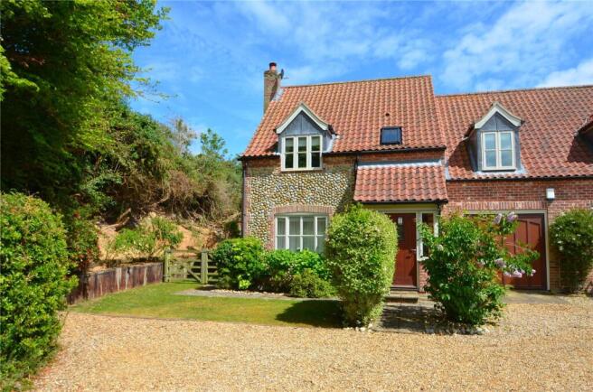 4 bed property, in Cley-Next-The-Sea, £685,000