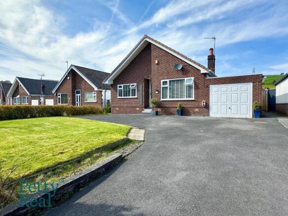 3 bed property, in Wheatley Lane Road, £375,000