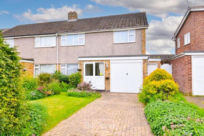 3 bed property, in Simpson Road, £315,000
