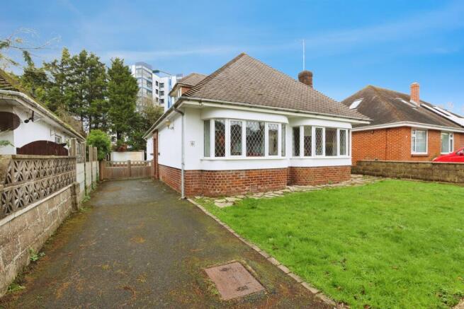 3 bed property, in West View Road, £350,000