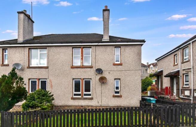1 bed property, in Hillview Avenue, £64,995