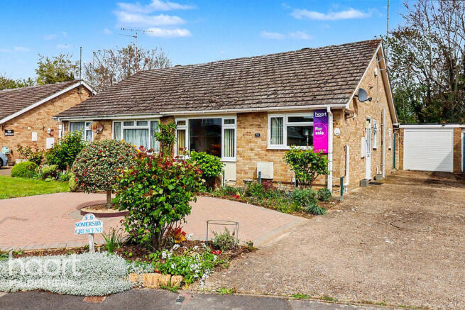 2 bed property, in Somersby Crescent, £465,000