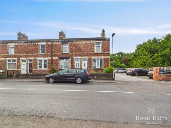 3 bed property, in David Terrace, £70,000