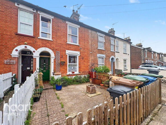 3 bed property, in Kemball Street, £260,000