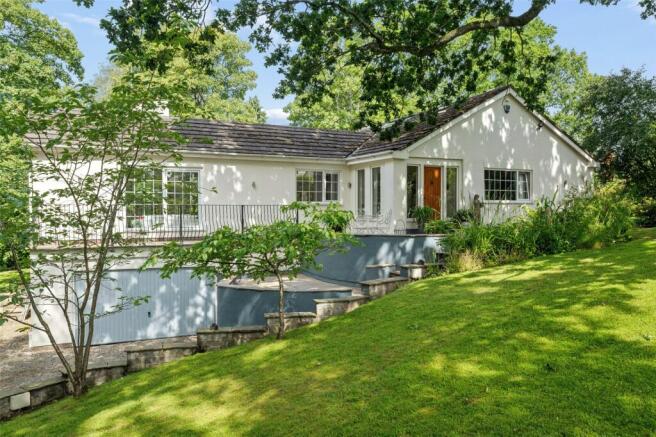 4 bed property, in Gregson Lane, £795,000