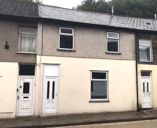 3 bed property, in Llewellyn Street, £99,000