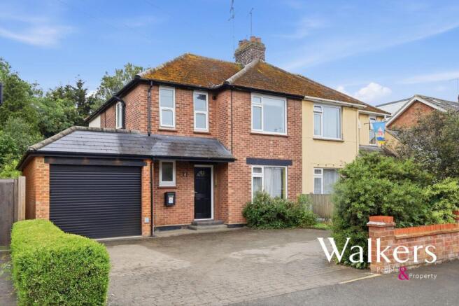 3 bed property, in Prykes Drive, £650,000