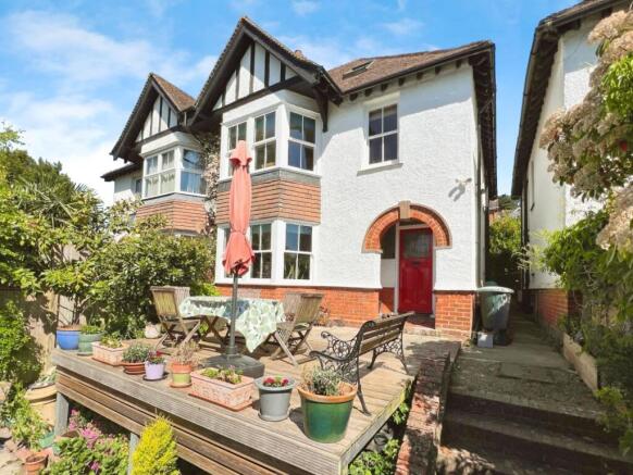 3 bed property, in Bartholomew Street, £475,000