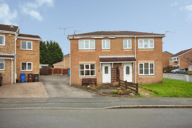 Studio, in Sundew Gardens, £36,000