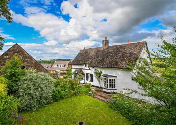 4 bed property, in The Old Bell House, £595,000