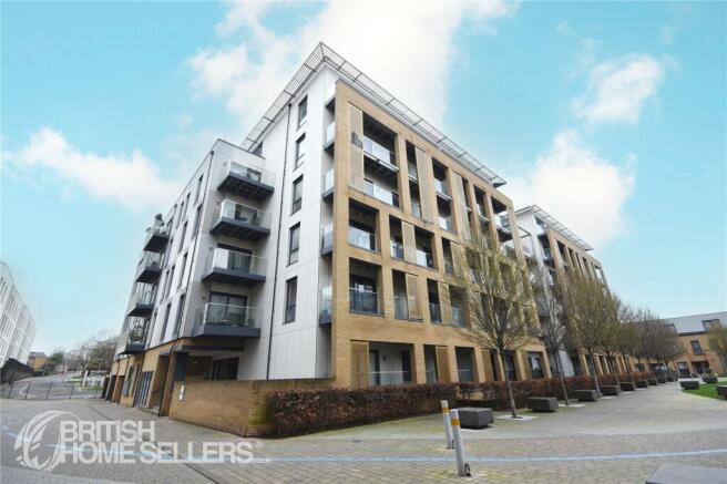 2 bed property, in Watson Heights, £280,000