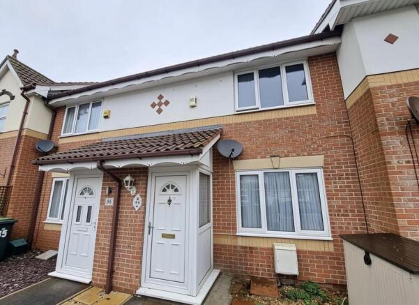 2 bed property, in Marlin Close, £200,000