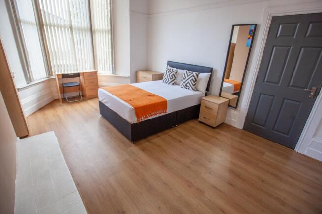 7 bed property, in Deane Road, £345,000