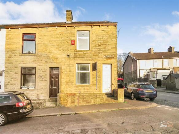 3 bed property, in Tavistock Street, £110,000