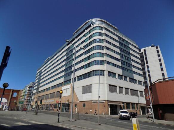 1 bed property, in Huntingdon Street, £85,000