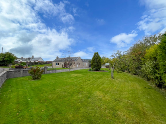 3 bed property, in Glenmuir, £220,000