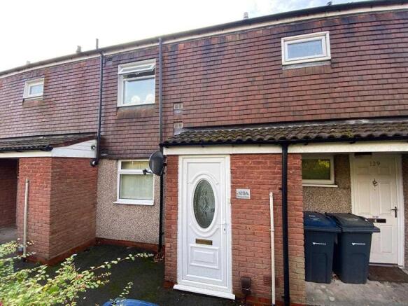 1 bed property, in Glenavon Road, £129,950