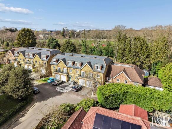 4 bed property, in Bardeen Place, £549,000