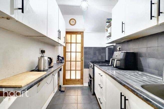 3 bed property, in Willow Tree Lane, £485,000