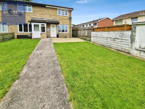 2 bed property, in St. Stephens Drive, £160,000