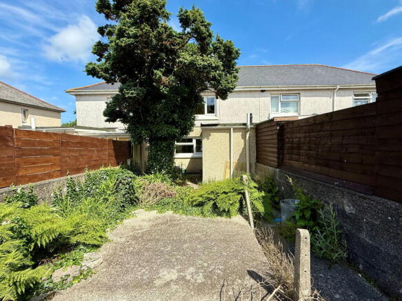 2 bed property, in Cranberry Road, £99,000
