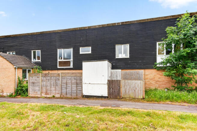 1 bed property, in Bracknell RG12, £230,000