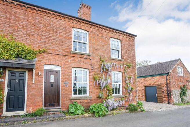 2 bed property, in School Lane, £345,000