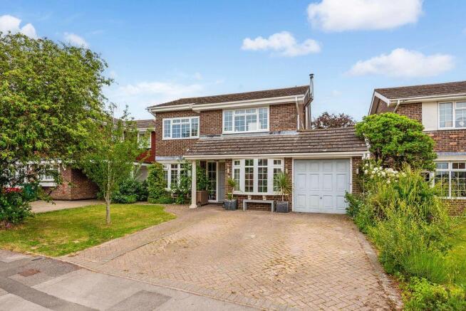 4 bed property, in Barker Close, £650,000