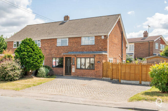 3 bed property, in Main Road, £600,000