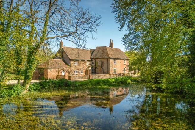 5 bed property, in Bere Regis, £1,200,000