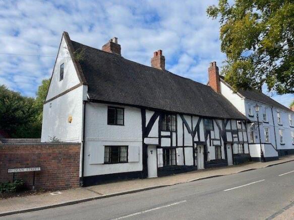 5 bed property, in 48 Dean Street, £395,000