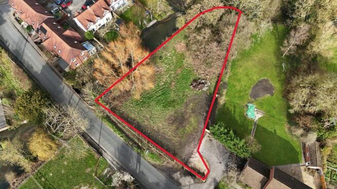 Land, in Bishopstrow Road, £30,000
