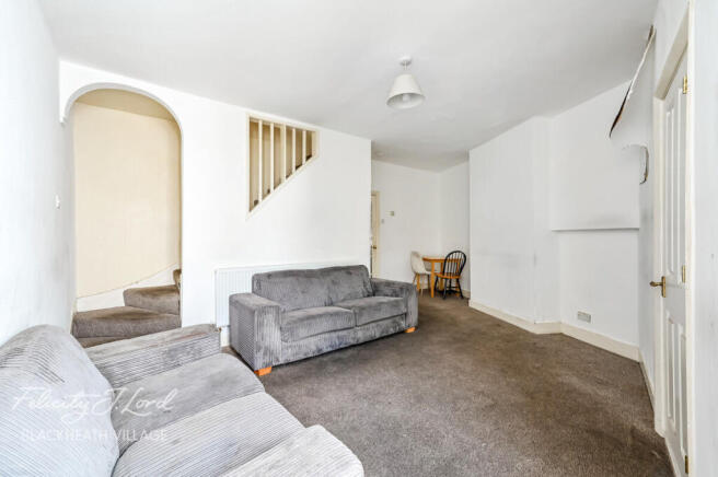 4 bed property, in Leahurst Road, £600,000