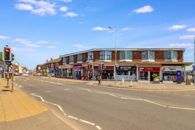 1 bed property, in Leicester Road, £105,000