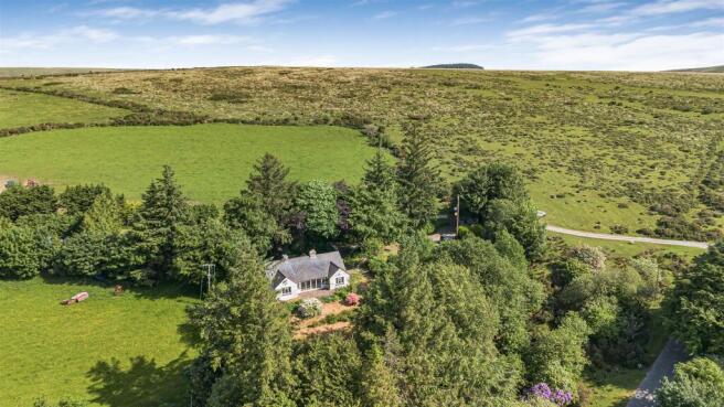 3 bed property, in Postbridge, £499,950