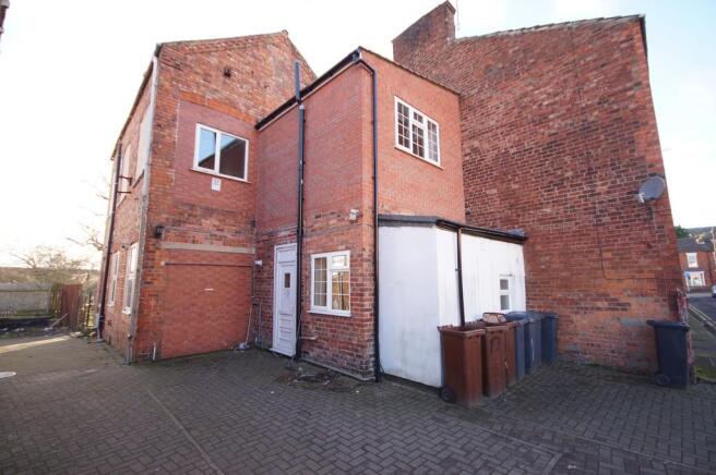 6 bed property, in Spa Buildings, £315,000