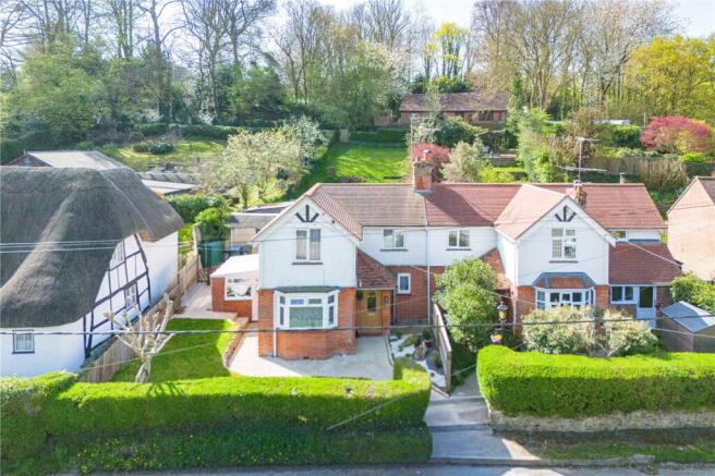 2 bed property, in Coxhill Lane, £300,000