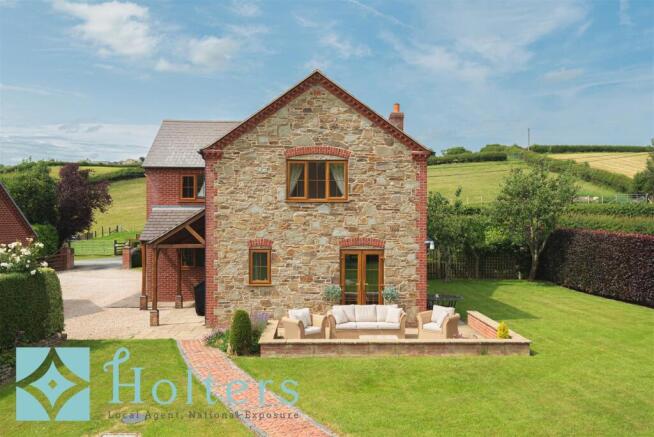4 bed property, in Montgomery SY15, £575,000