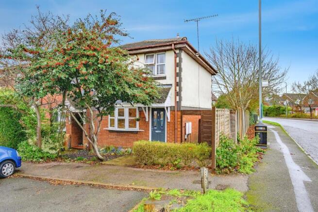 3 bed property, in The Magpies, £315,000