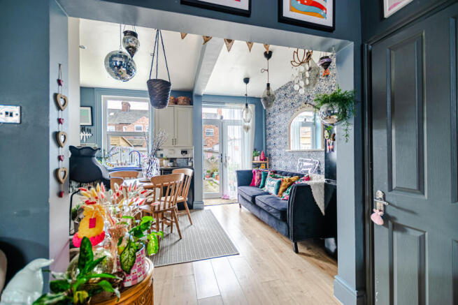 2 bed property, in John Street, £175,000