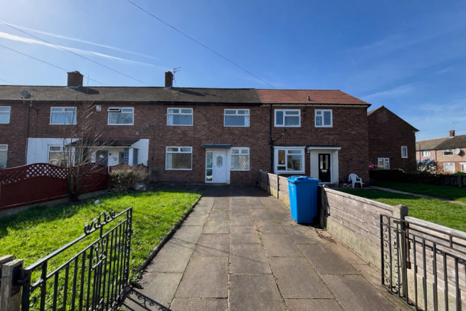 3 bed property, in Birch Road, £185,000