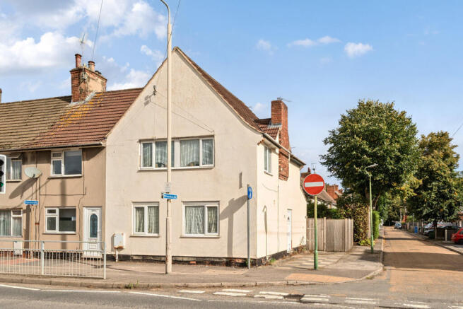 3 bed property, in Southwell Road East, £99,950