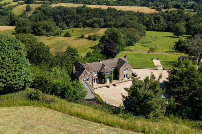 4 bed property, in Vernon Lane Farm, £1,100,000