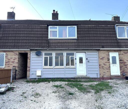 3 bed property, in 59 Houldsworth Drive, £40,000