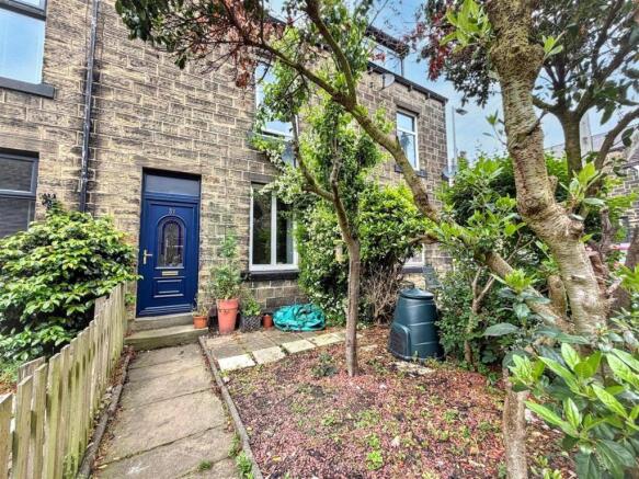 2 bed property, in Aire View, £169,950